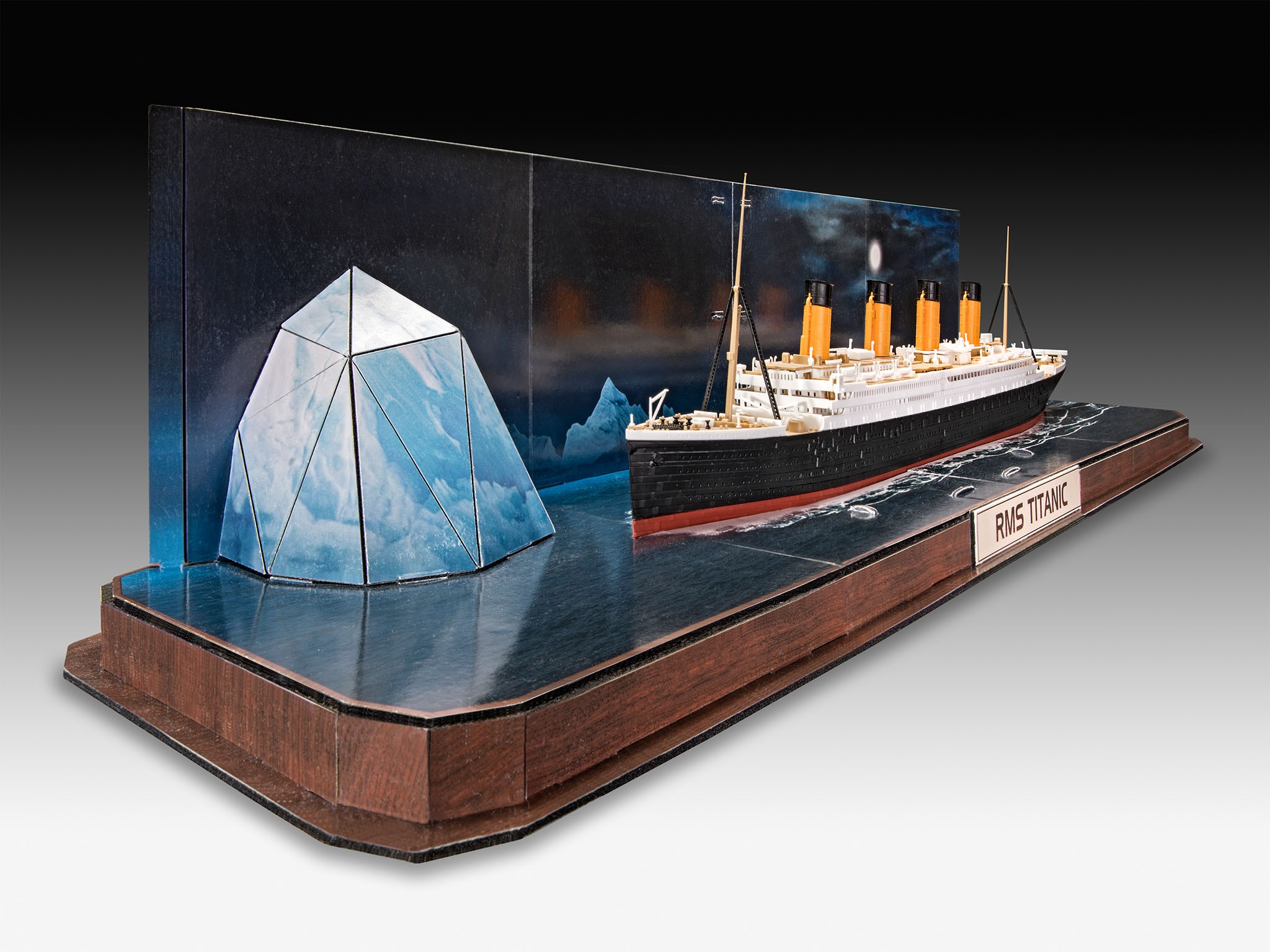 Revell 05599 RMS TITANIC  1:600  " Easy-Click "