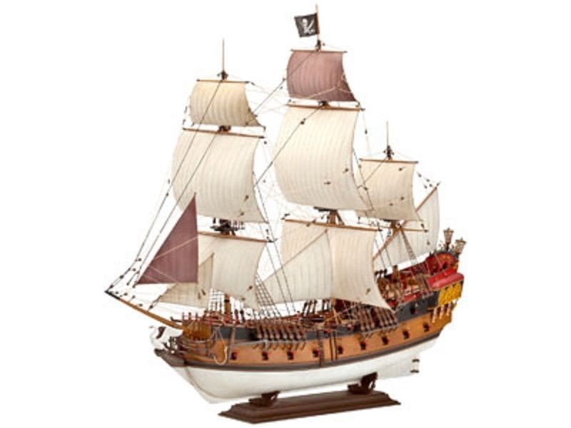 Revell 05605 PIRATE SHIP  1:72