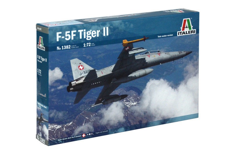 Italeri 1382 F-5 F Tiger ll  1:72