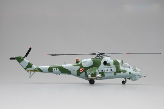Easy Model 37038 MI-24 HIND Força Aérea da Polônia 1:72