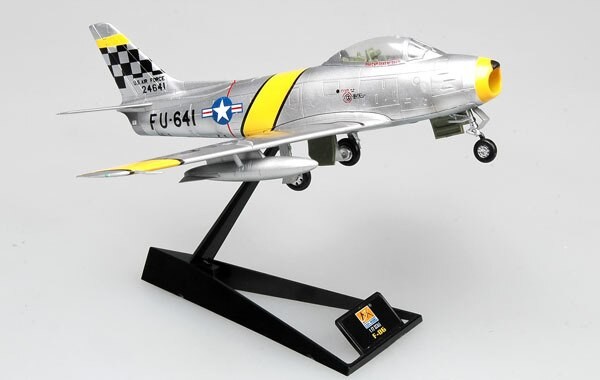 Easy Model 37104 F-86F30,39FS/51 FW 1:72