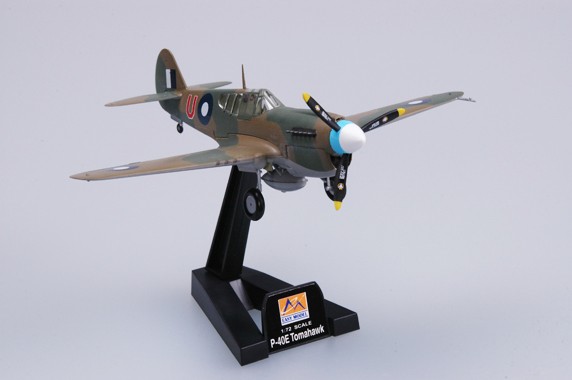 Easy Model 37271 P-40E Tomahawk 77 Sqn RAAF 1942  1:72