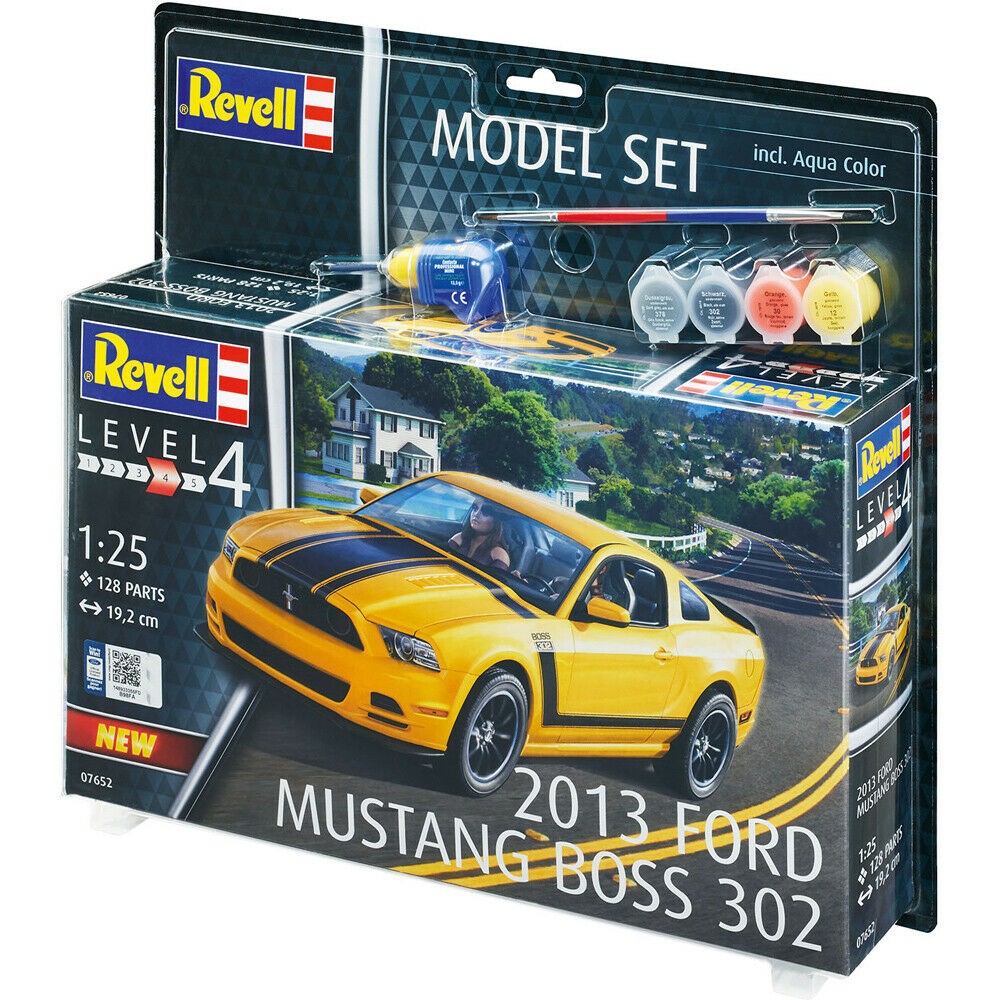 Revell 67652 Ford Mustang Boss 302  2013 1:25  " Model Set "