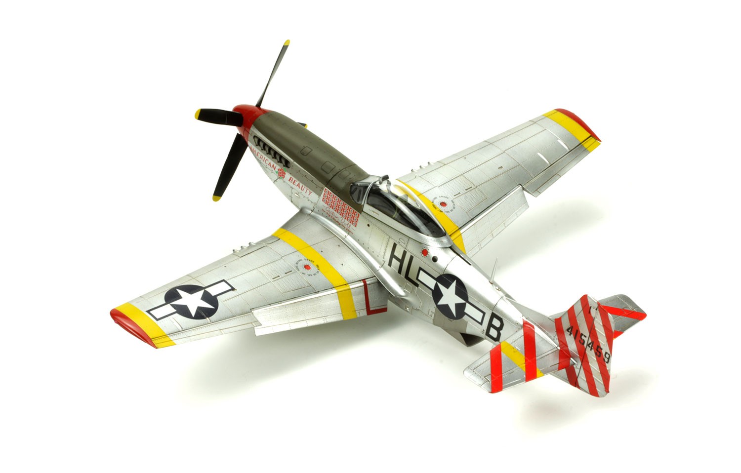 Meng LS-006 NORTH AMERICAN P-51D MUSTANG FIGHTER  1:48