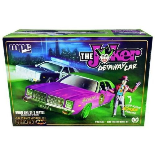 MPC 890 MPC Batman The Joker Getaway Car 1/25