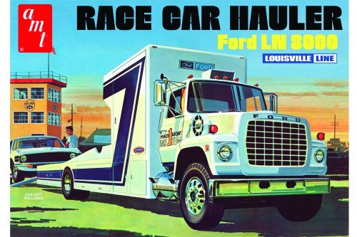 Amt 758 Ford LN 8000 Race Car Hauler 1:25